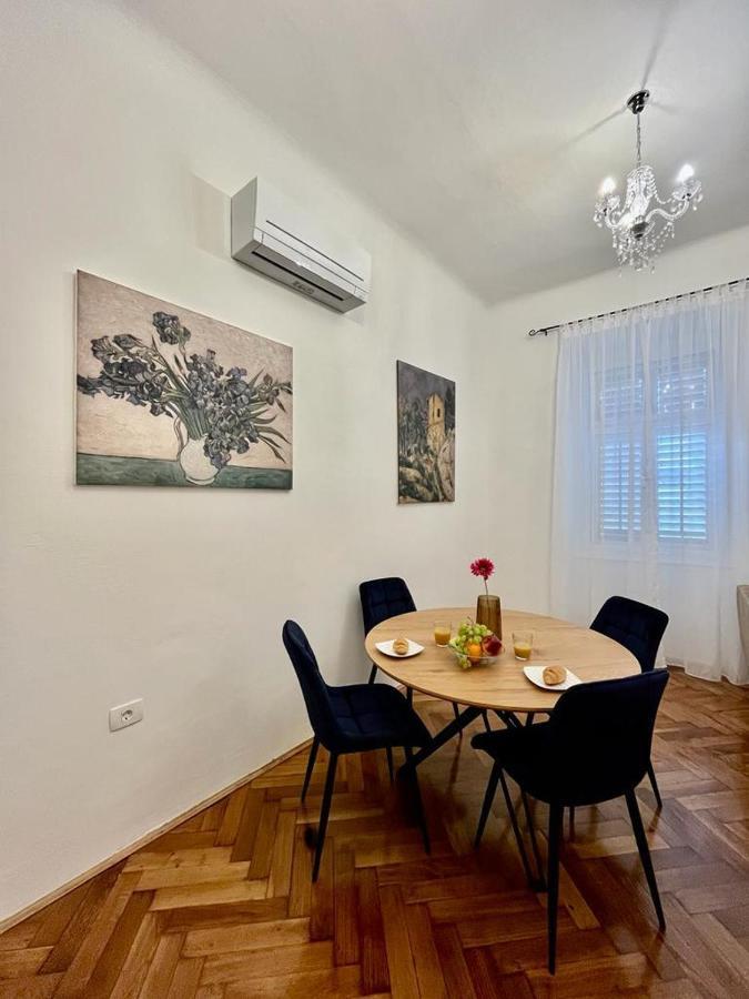 Lux Apartmans Pula Exterior foto