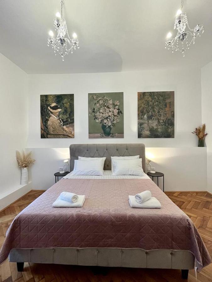 Lux Apartmans Pula Exterior foto
